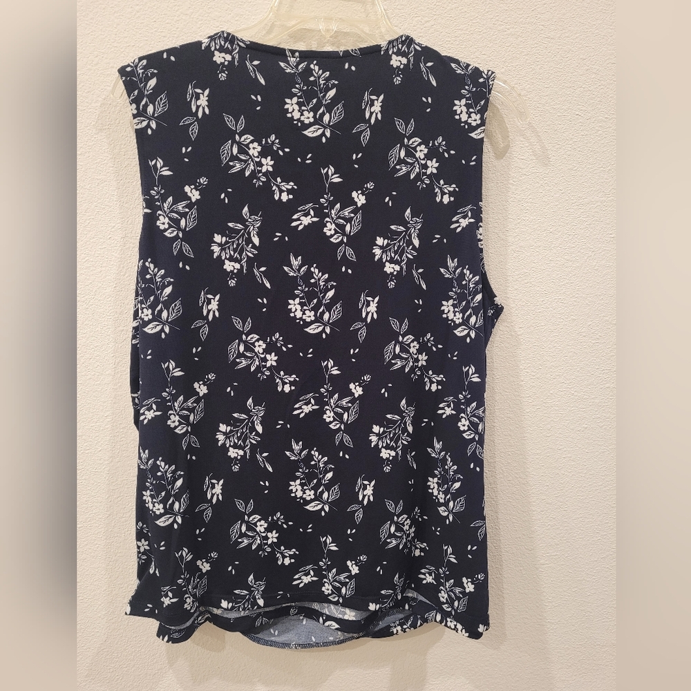 NWT Violets & Roses Shirt - Picture 8 of 9